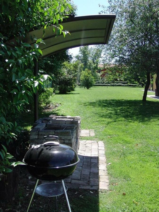 Particolari Del Brenta Oriago Di Mira Exterior foto